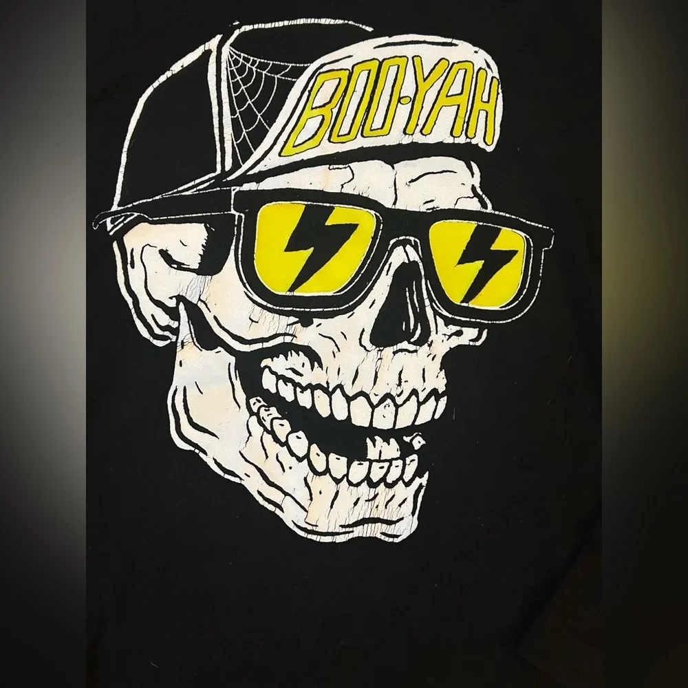 Old Navy Skater Skull Shirt Set